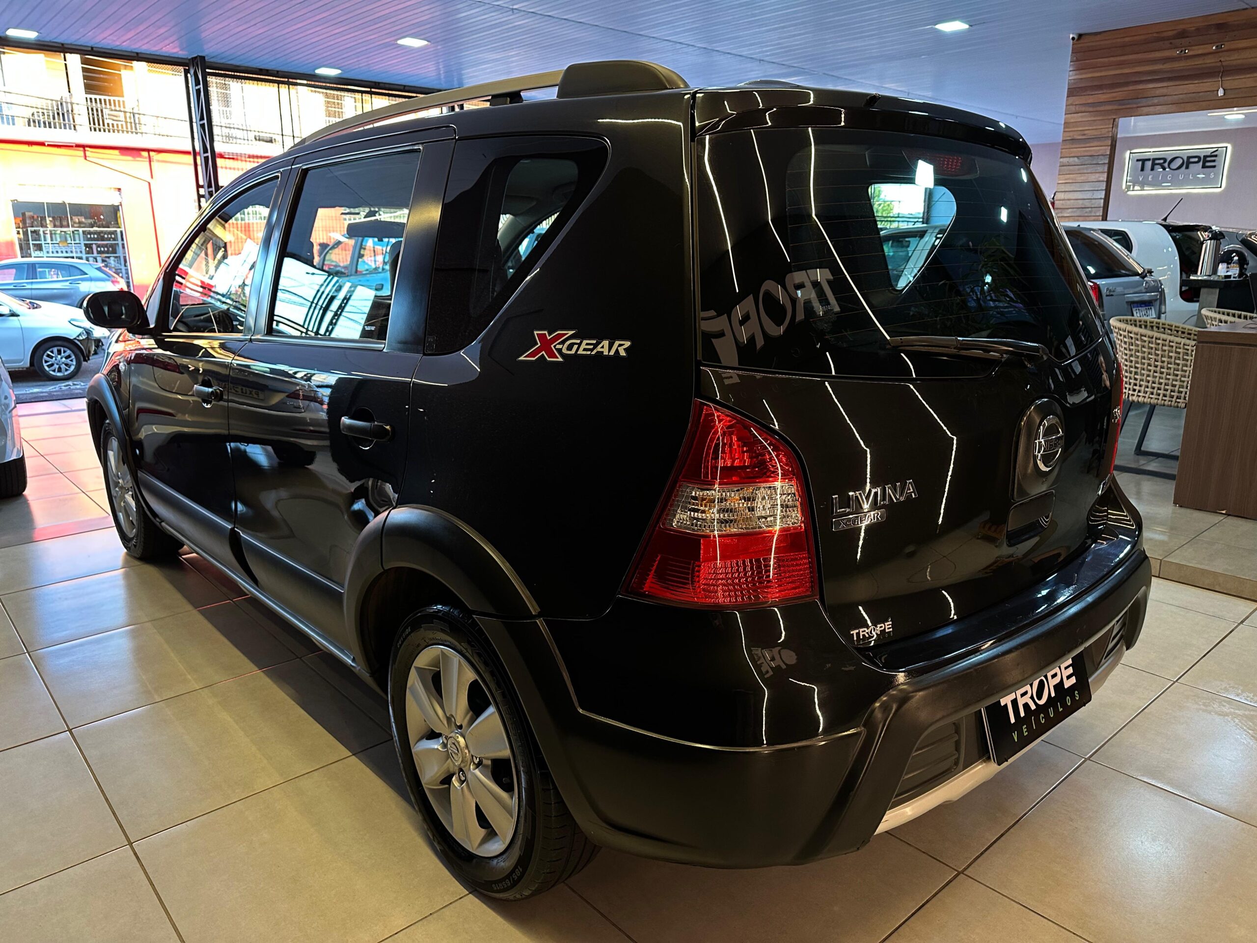 NISSAN LIVINA XGEAR 1.8 SL FLEX