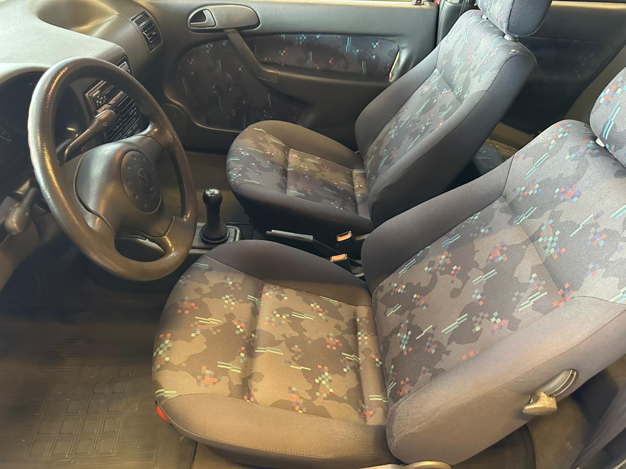 VW PARATI CLUB 1.8 GASOLINA - Imagem 5